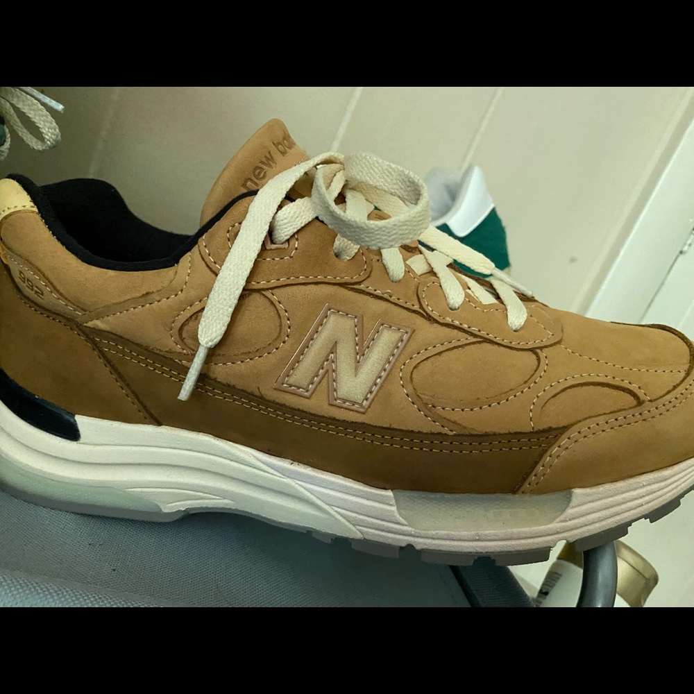 New Balance 992- made in USA- wheat